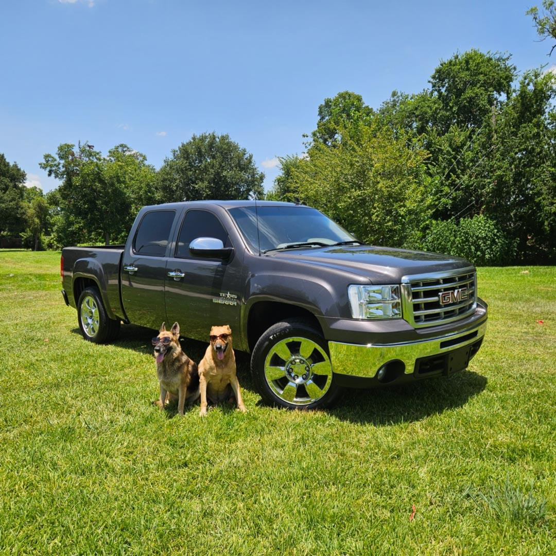 2011 GMC Sierra 2WD Crew Cab SLE SWB's photo