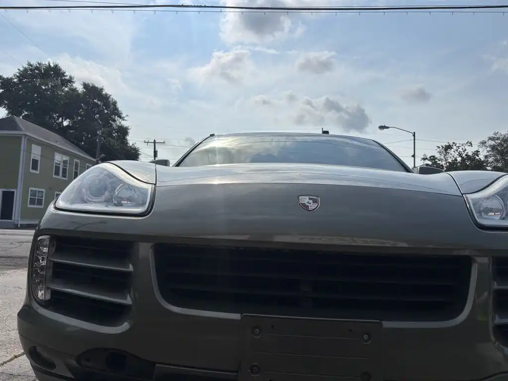 2009 Porsche Cayenne S's photo
