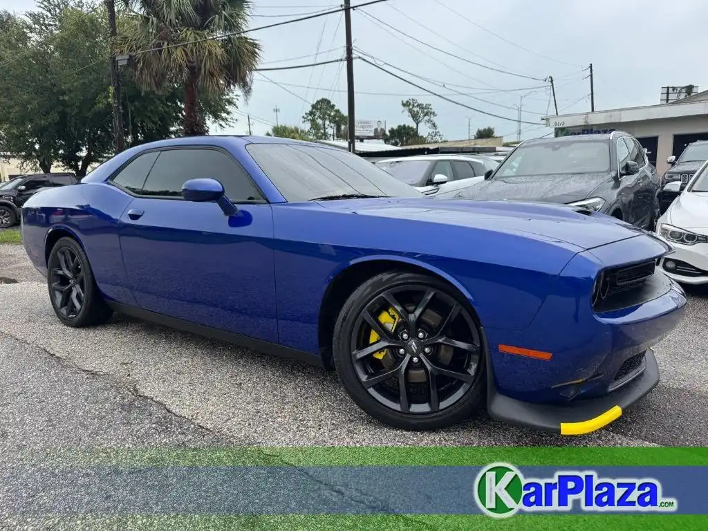 2022 Dodge Challenger GT Auto's photo
