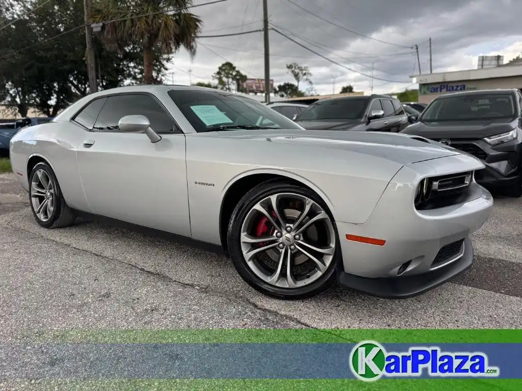 2020 Dodge Challenger R/T's photo