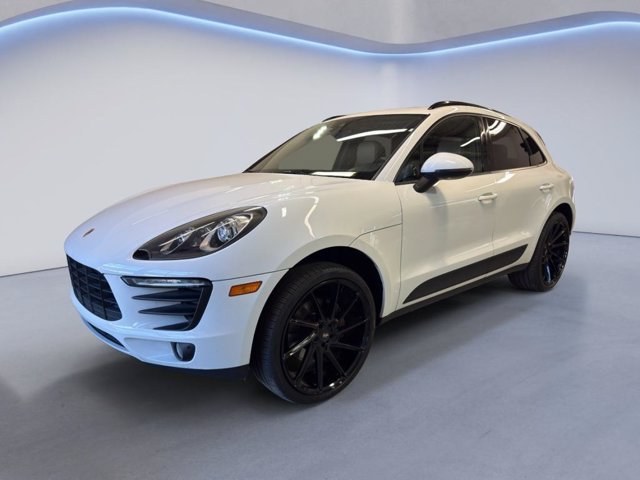 2017 Porsche Macan Base photo 3