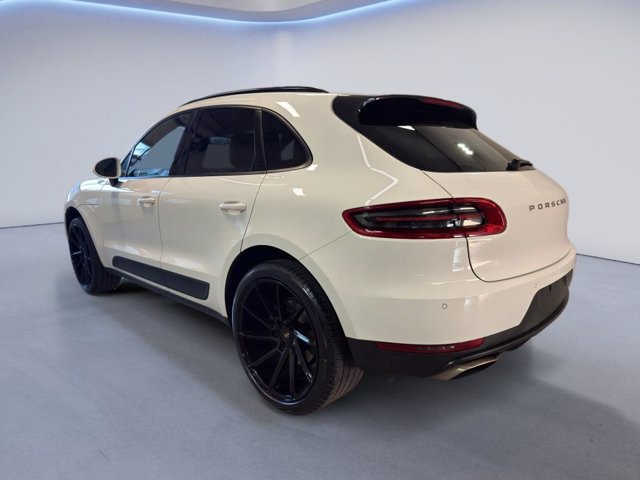 2017 Porsche Macan Base photo 5