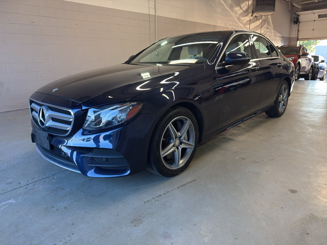 2017 Mercedes-Benz E-Class E300 4MATIC photo 3