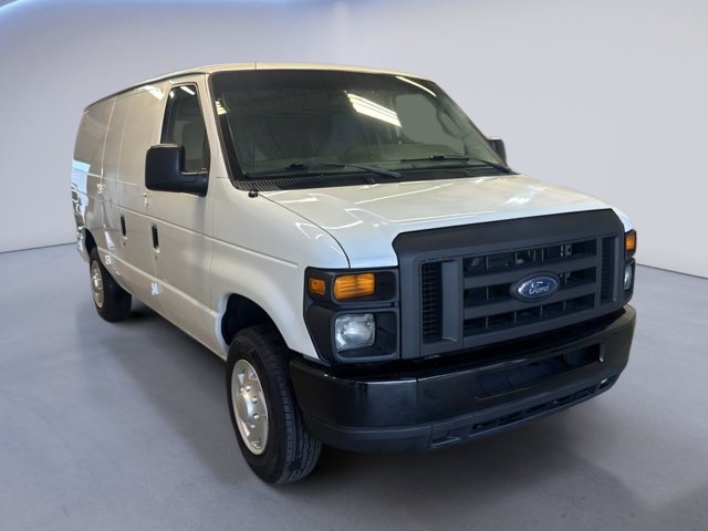 2014 Ford E-Series E-150 Van's photo