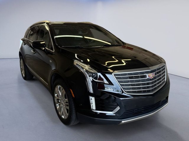 2017 Cadillac XT5 Platinum AWD's photo