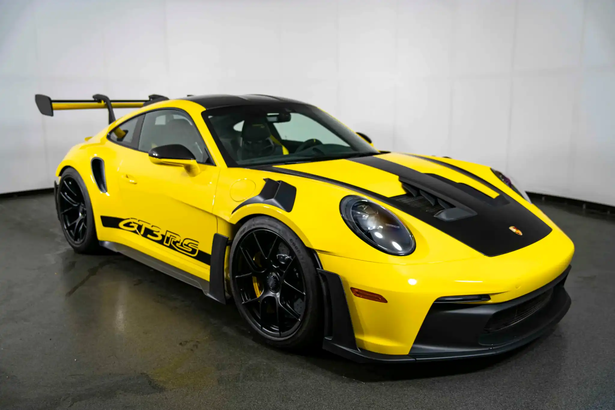 2024 Porsche 911 GT3 RS's photo