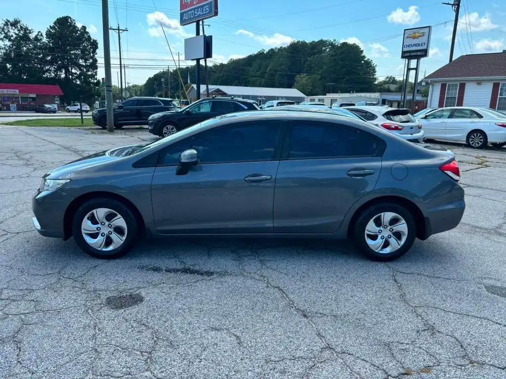 2013 Honda Civic LX Auto's photo