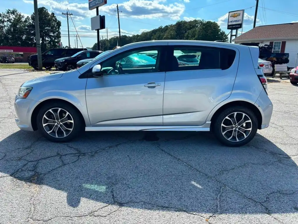 2017 Chevrolet Sonic LT Auto 5dr's photo