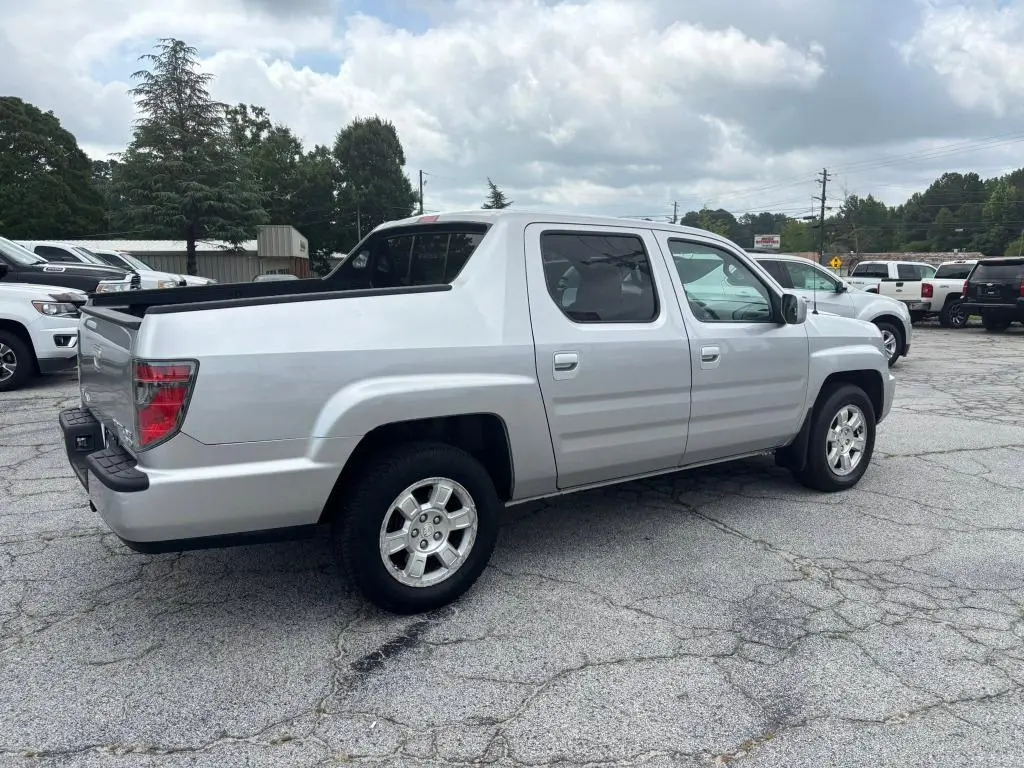 2012 Honda Ridgeline RTS photo 4