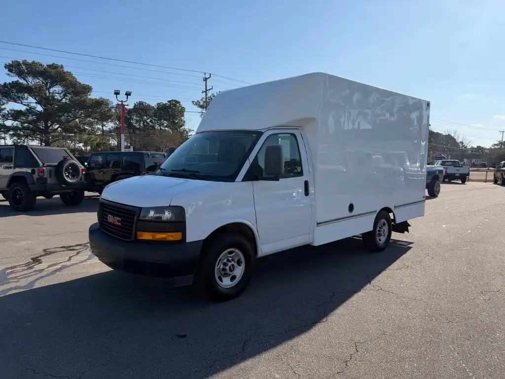 2021 GMC Savana 3500 139" WB's photo