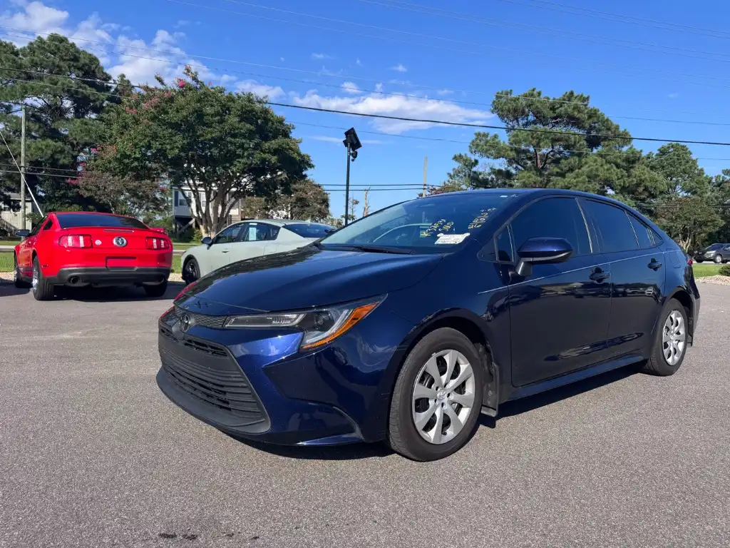 2026 Toyota Corolla LE CVT's photo