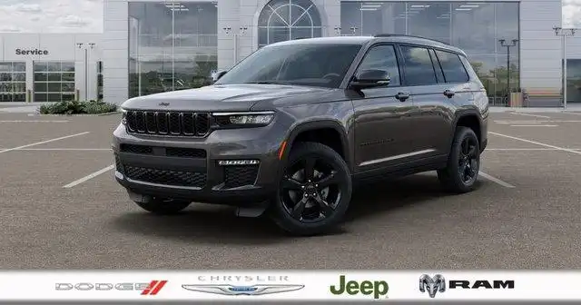 2025 Jeep Grand Cherokee L Limited 4x4's photo