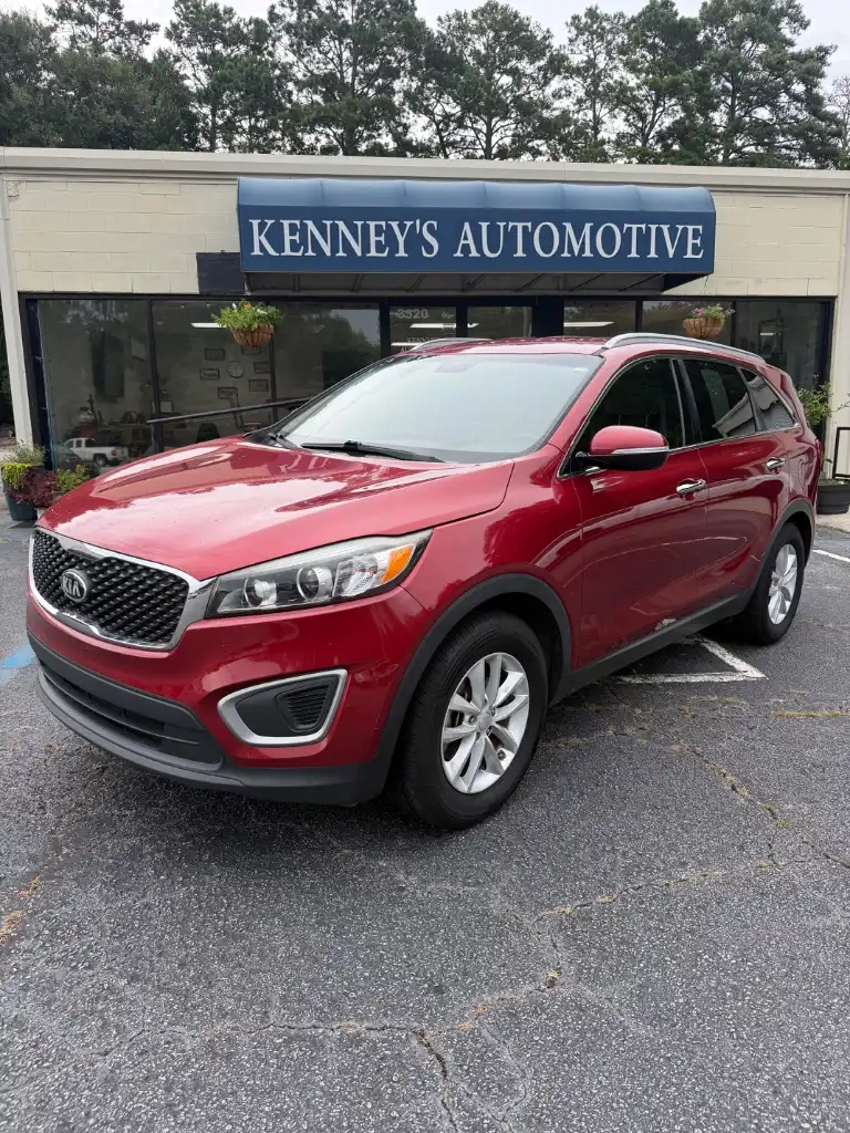 2018 Kia Sorento LX AT's photo