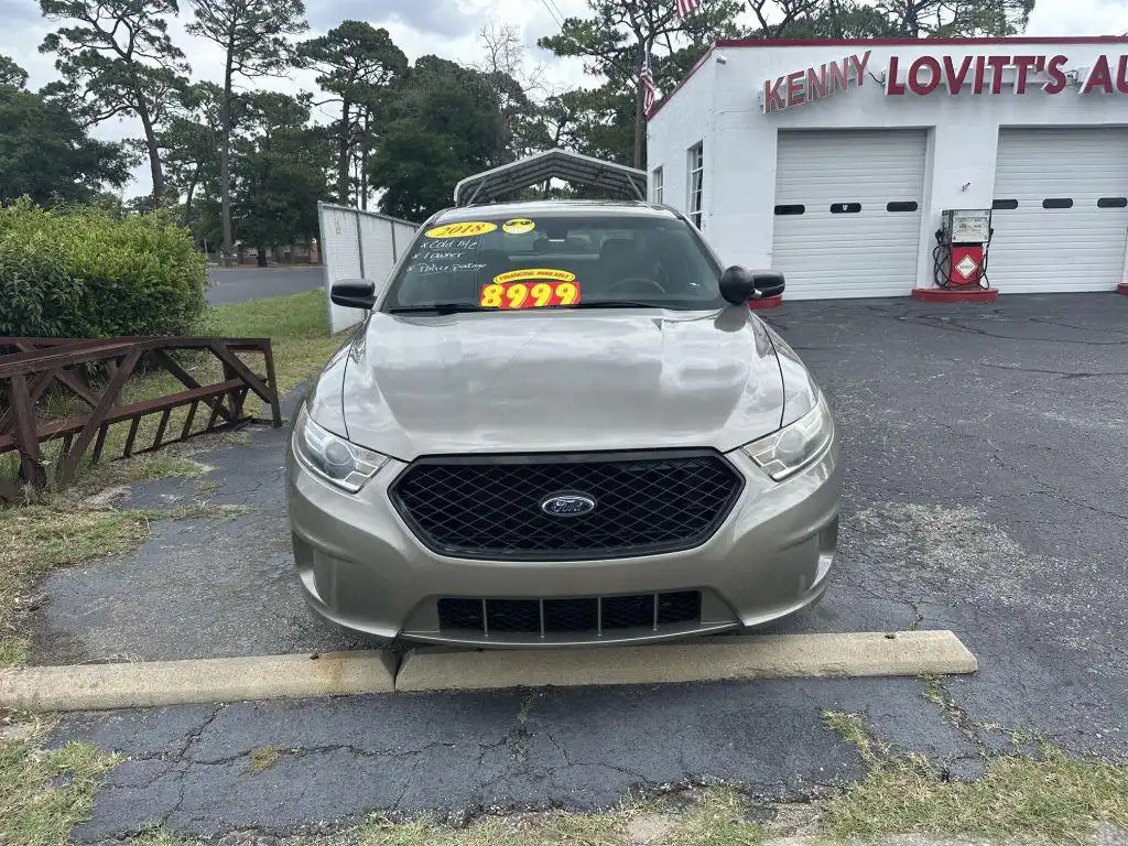 2018 Ford Taurus's photo