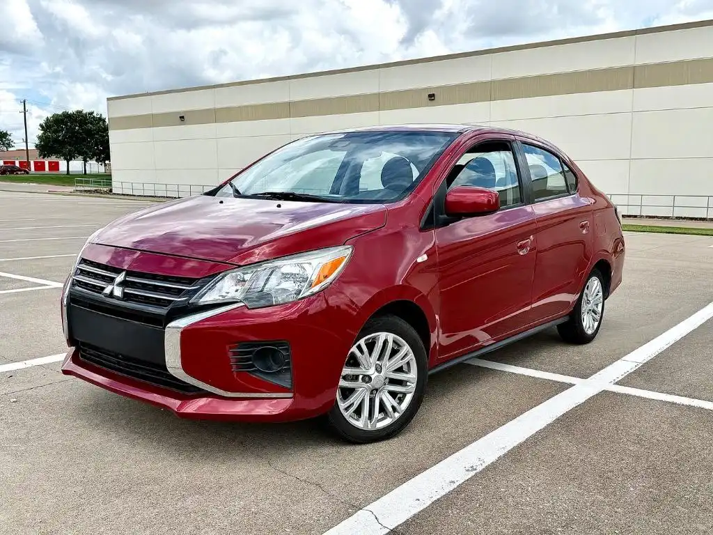 2021 Mitsubishi Mirage LE CVT's photo
