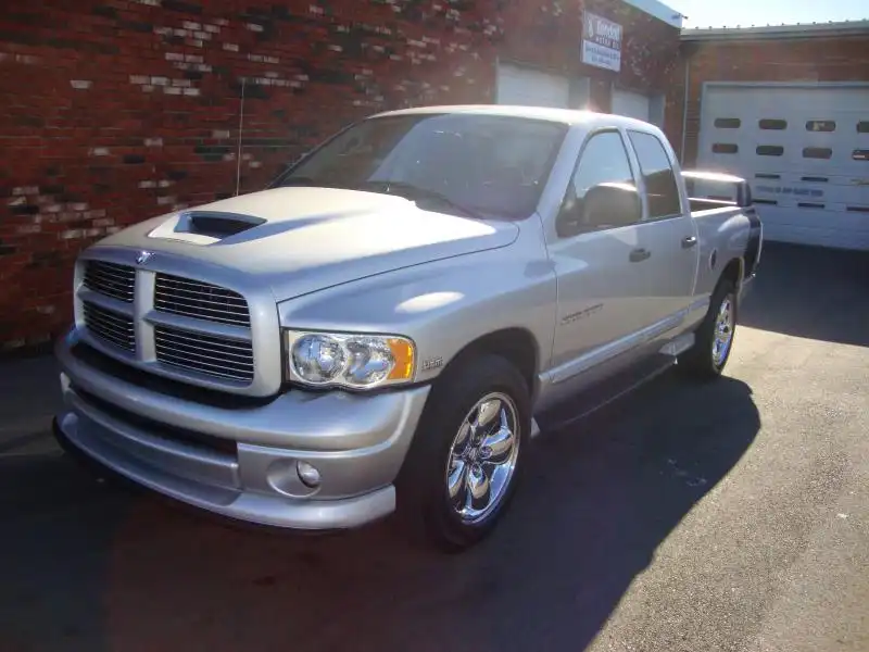 2005 Dodge Ram 1500 SLT Quad Cab SWB's photo