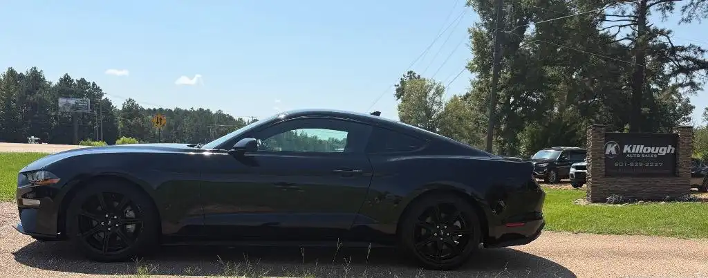 2020 Ford Mustang EcoBoost Coupe's photo