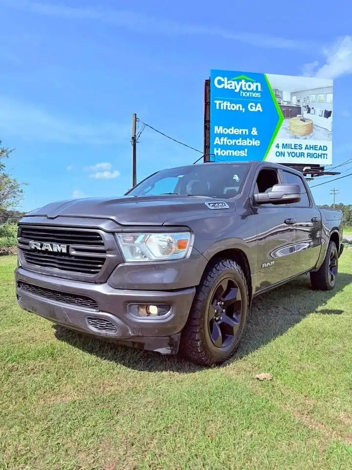 2020 RAM 1500 Big Horn/Lone Star Crew Cab 5'7's photo
