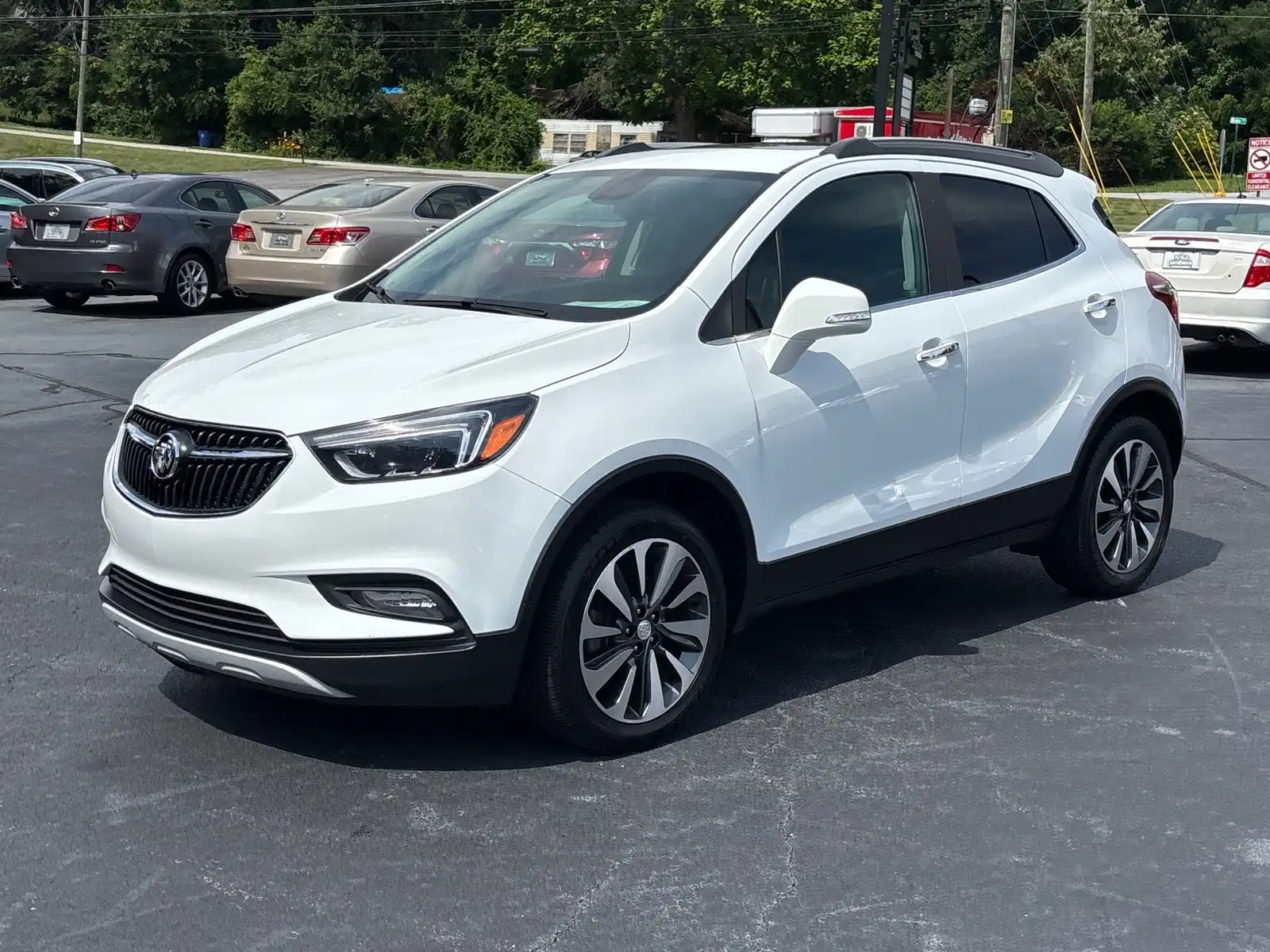 2019 Buick Encore Essence AWD's photo
