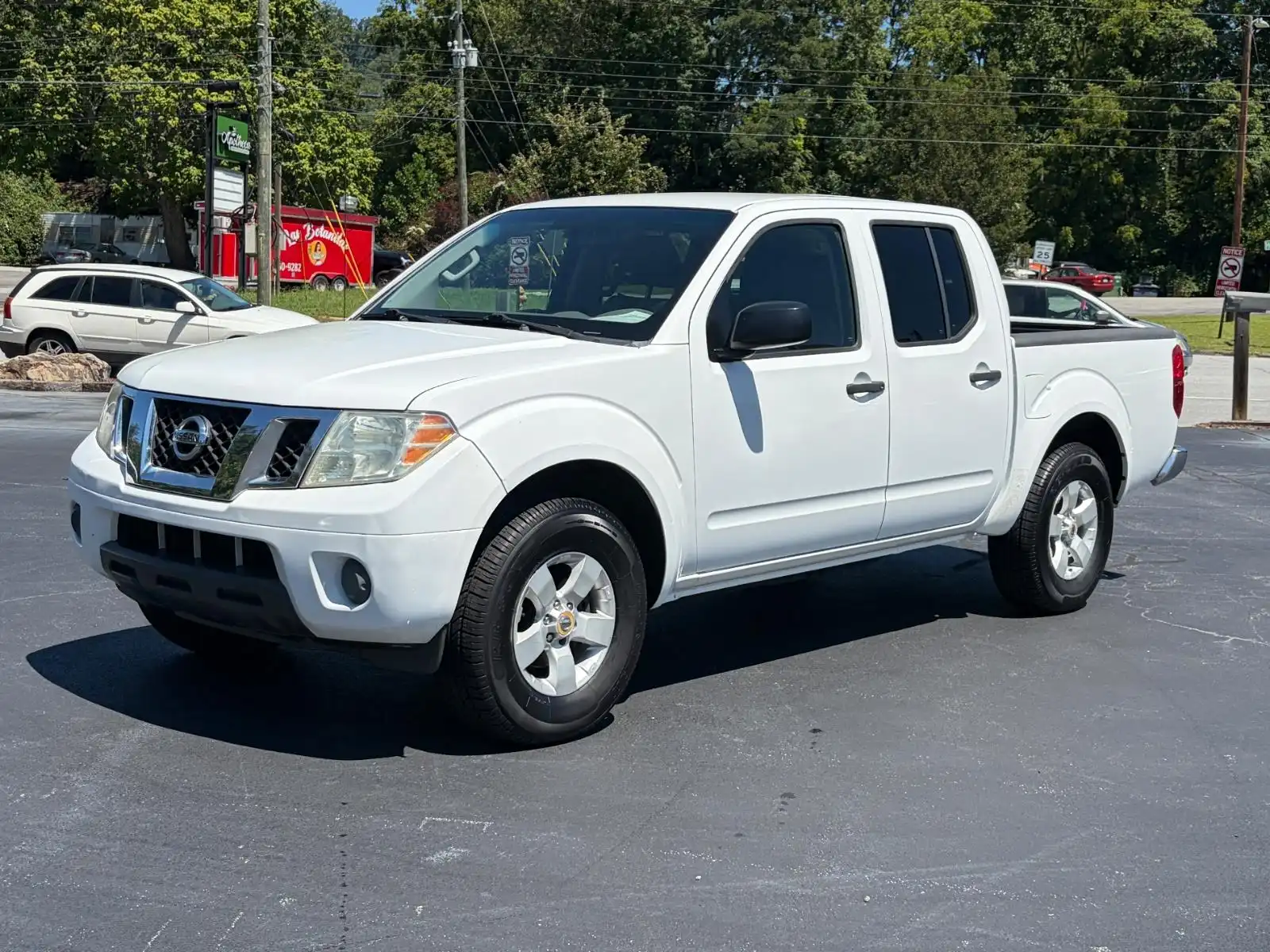 2012 Nissan Frontier 4.0 SV Crew Cab 2WD MT SWB's photo
