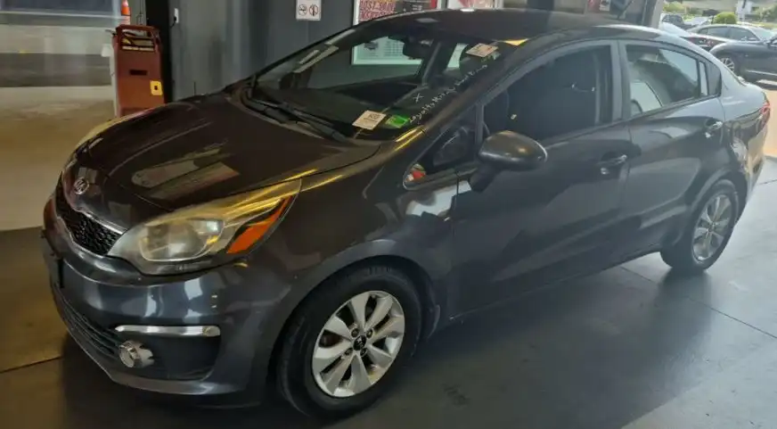 2016 Kia Rio EX AT's photo