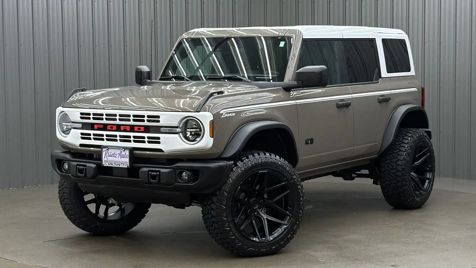 2026 Ford Bronco Heritage Edition 4x4's photo