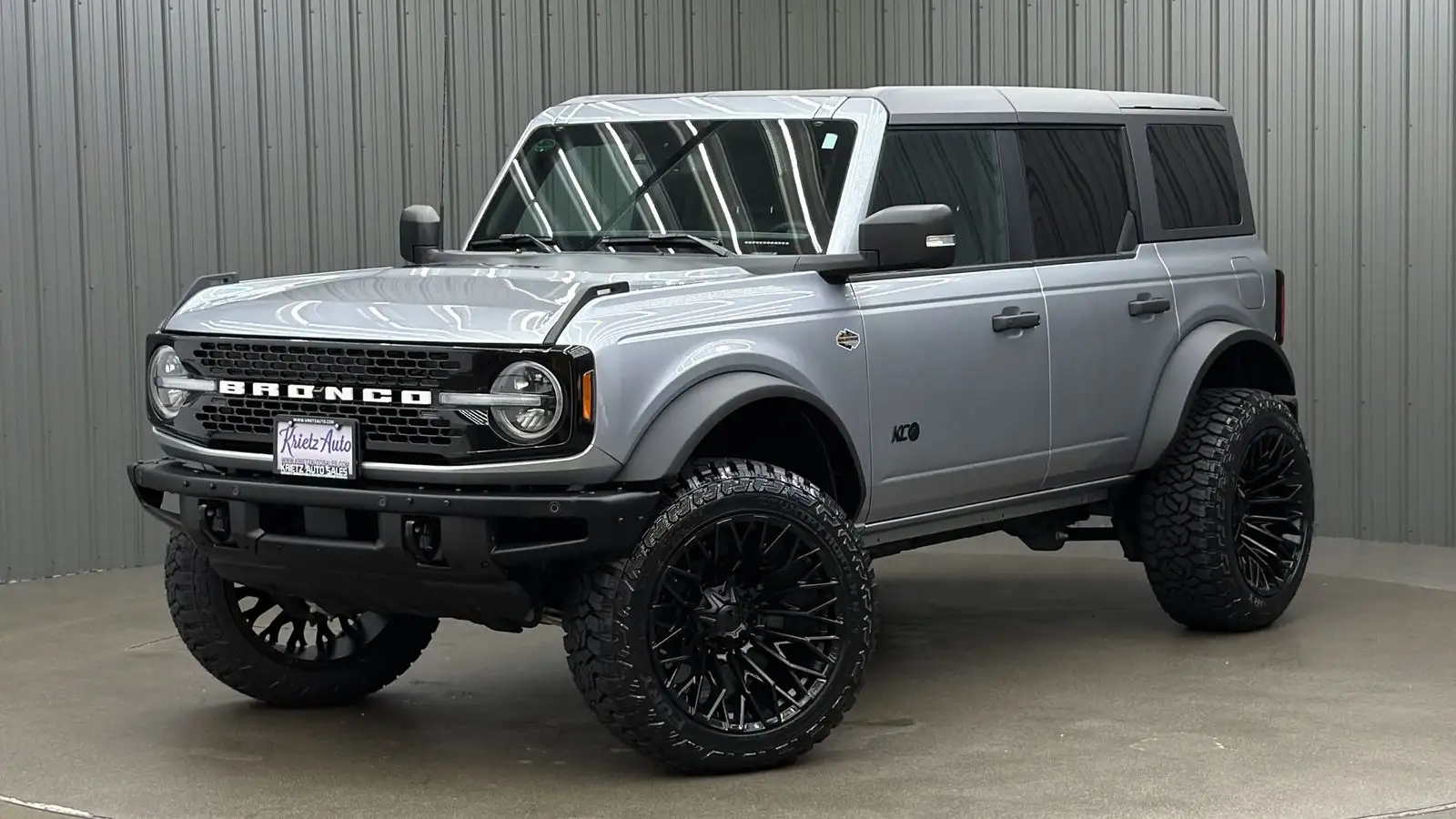 2023 Ford Bronco Wildtrak 4x4 photo 1