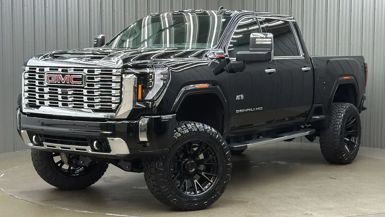 2026 GMC Sierra Denali 4WD Crew Cab Standard Box SRW's photo