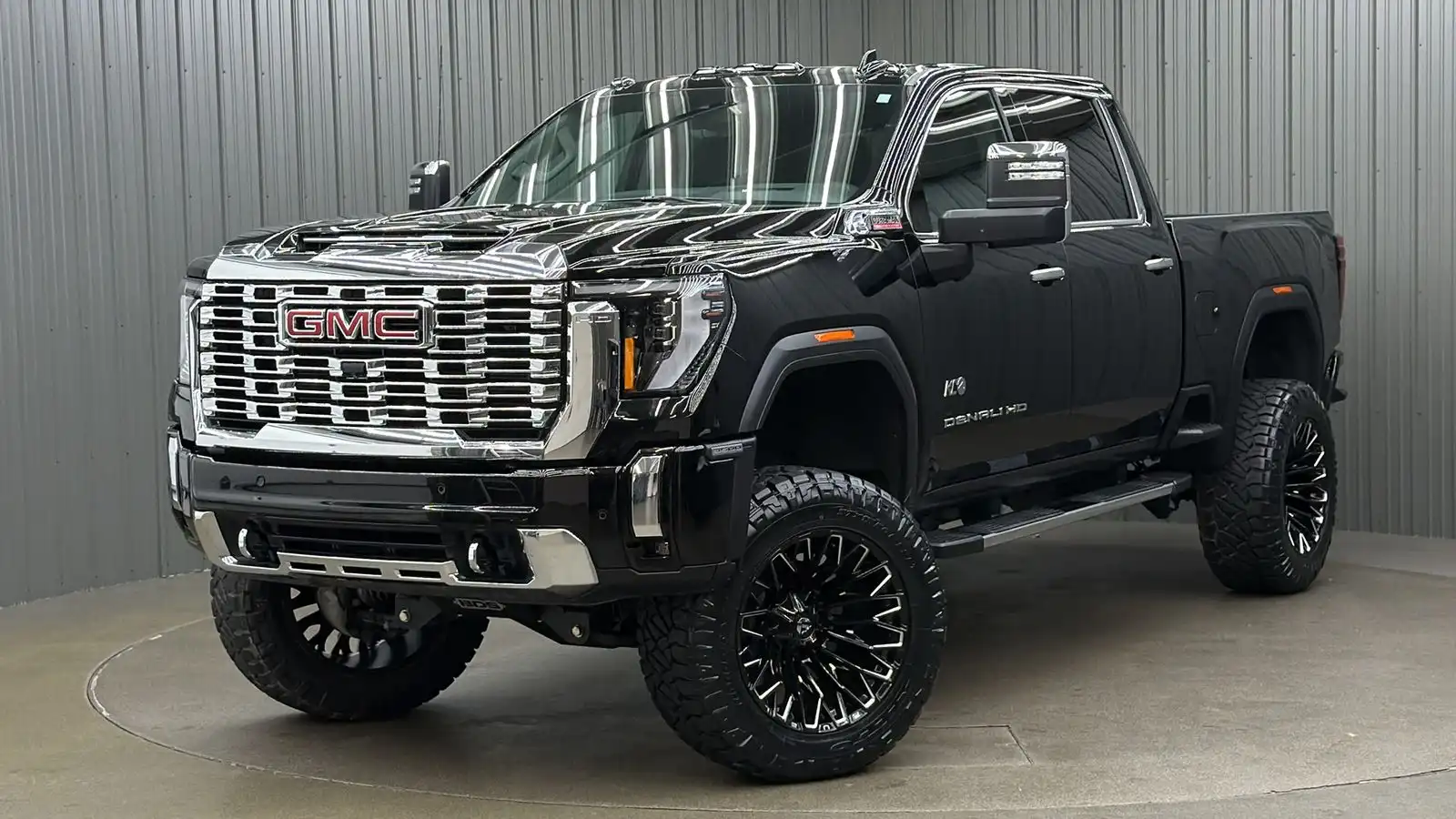 2026 GMC Sierra Denali 4WD Crew Cab Standard Box SRW's photo