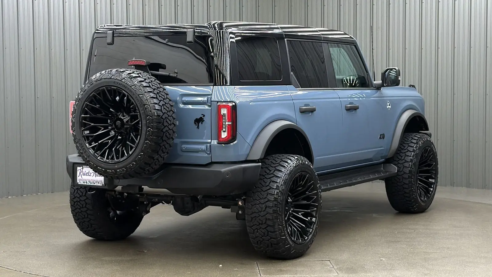 2025 Ford Bronco Outer Banks 4WD photo 5