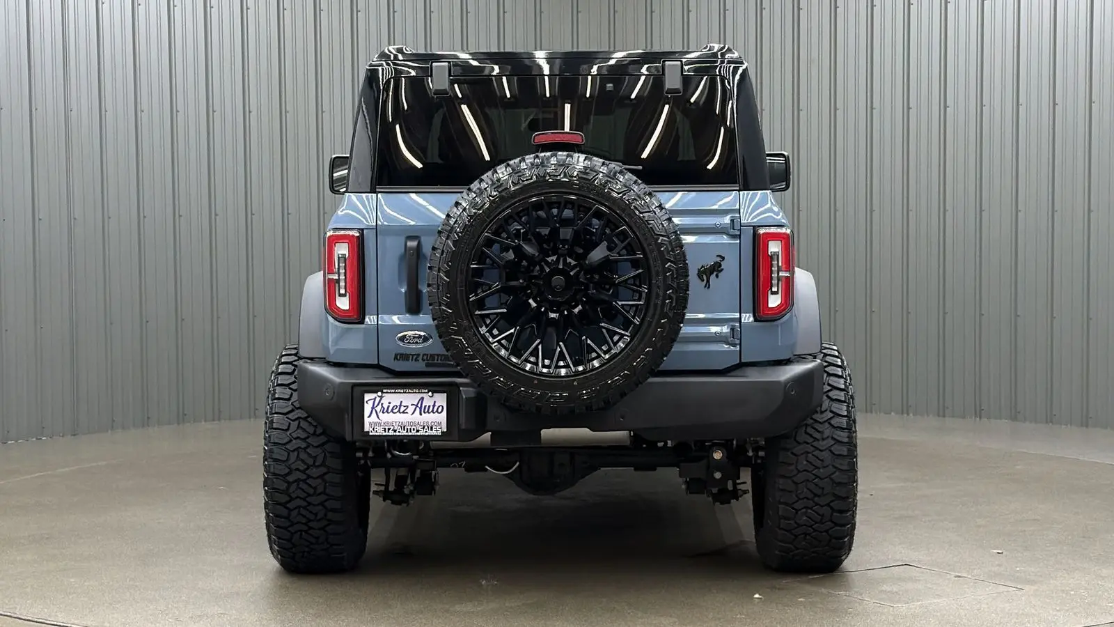 2025 Ford Bronco Outer Banks 4WD photo 4