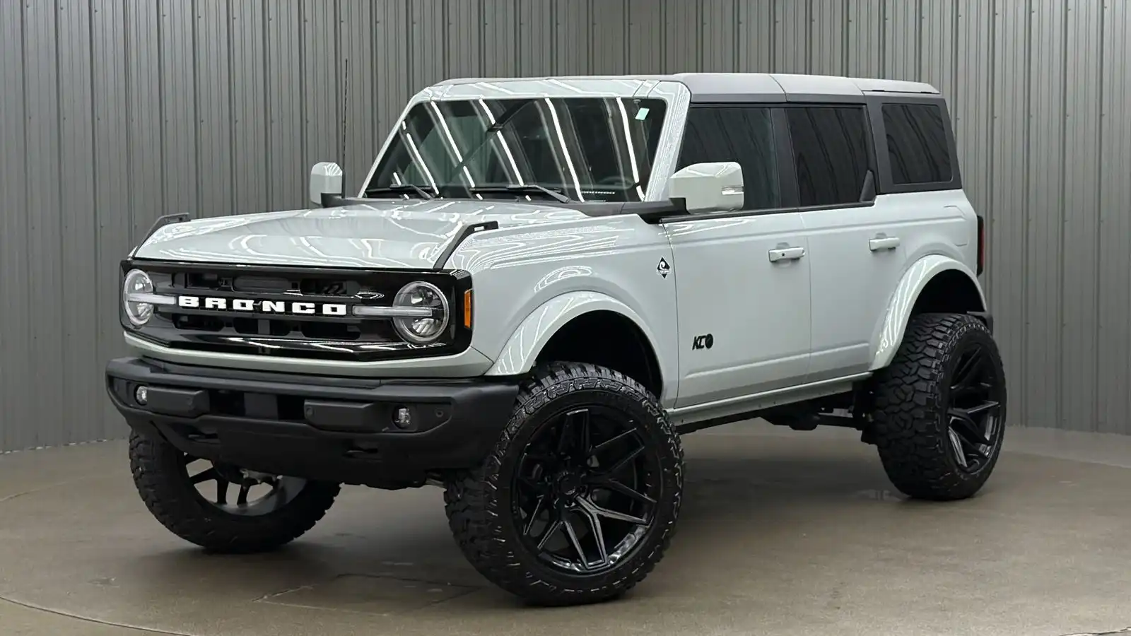 2024 Ford Bronco Outer Banks 4WD's photo