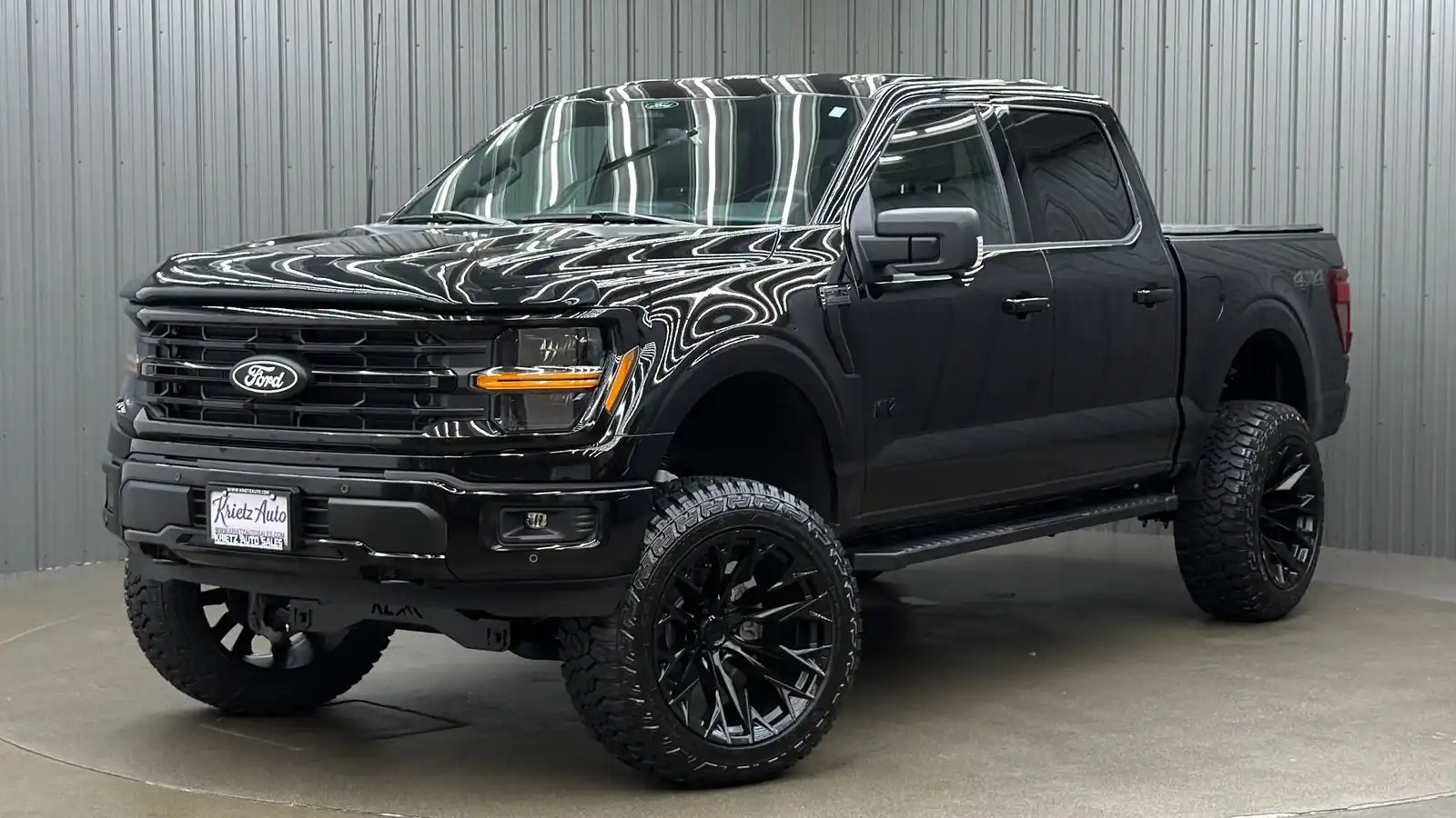 2025 Ford F-150 XLT 4WD SuperCrew 145 in's photo