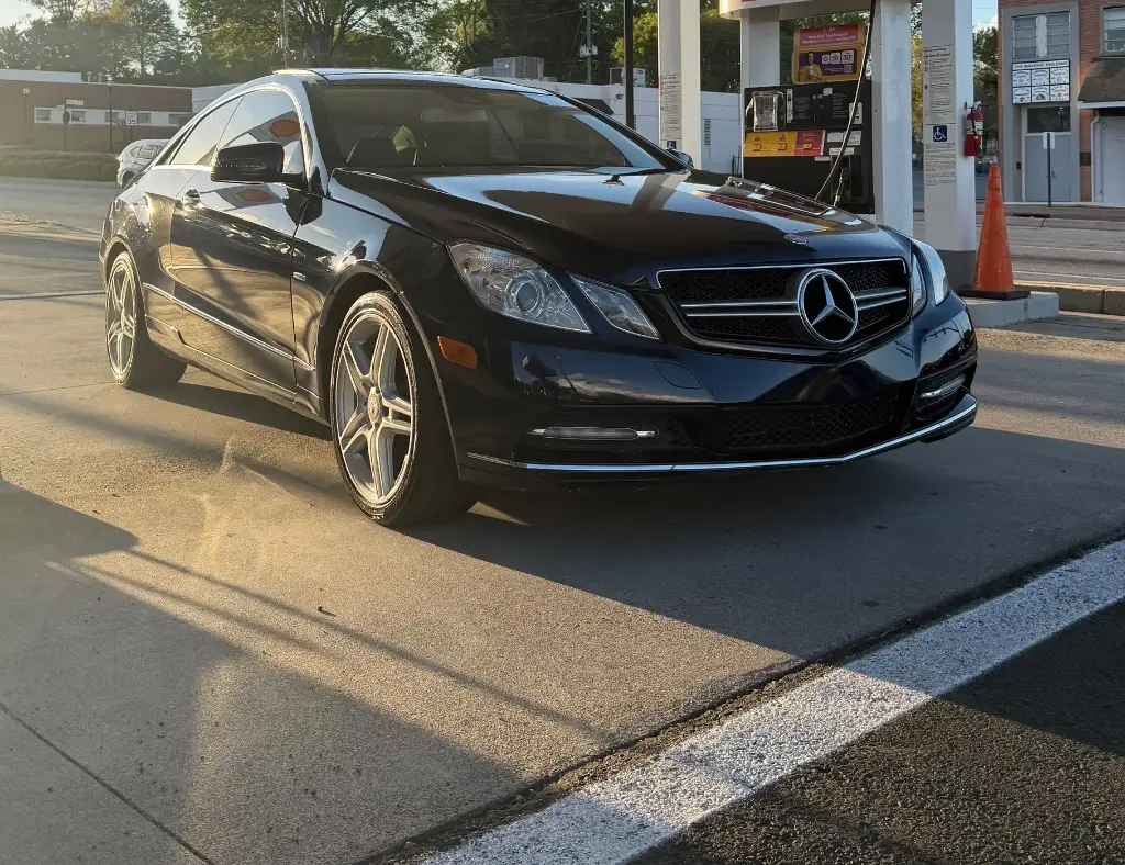 2012 Mercedes-Benz E-Class E350 photo 1