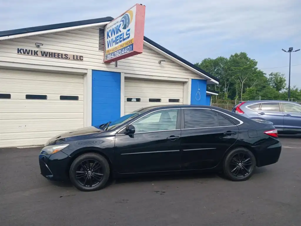 2016 Toyota Camry 2.5 Auto Special Edition's photo