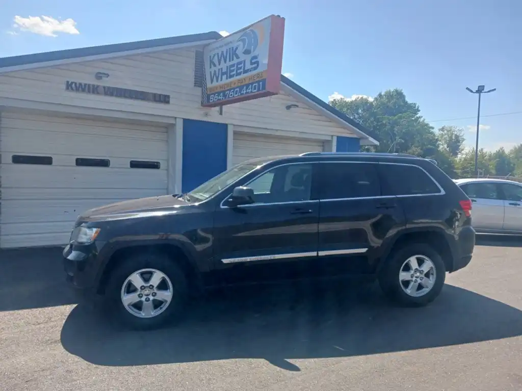 2012 Jeep Grand Cherokee Laredo 4WD's photo