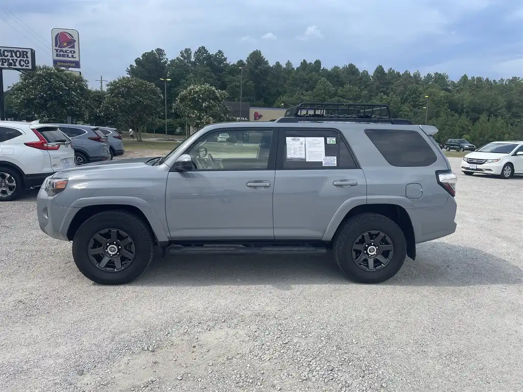 2021 Toyota 4Runner Trail 4WD V6's photo