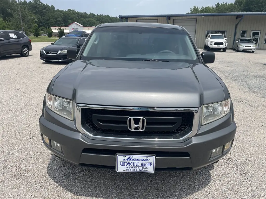 2010 Honda Ridgeline RT photo 3