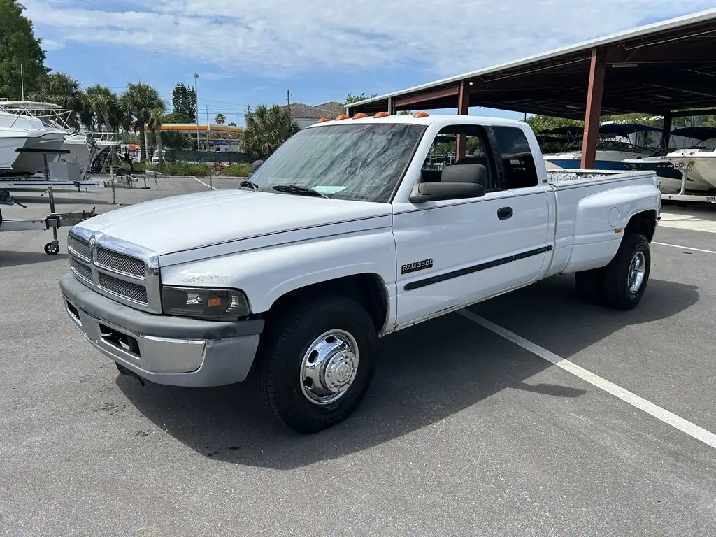 2000 Dodge Ram 1500 3500 ST QUAD CAB DRW's photo
