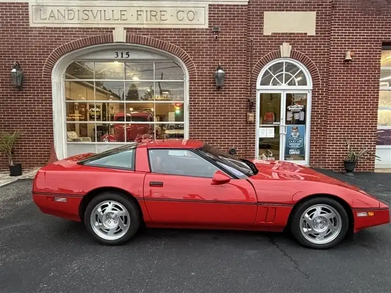 1990 Chevrolet Corvette's photo
