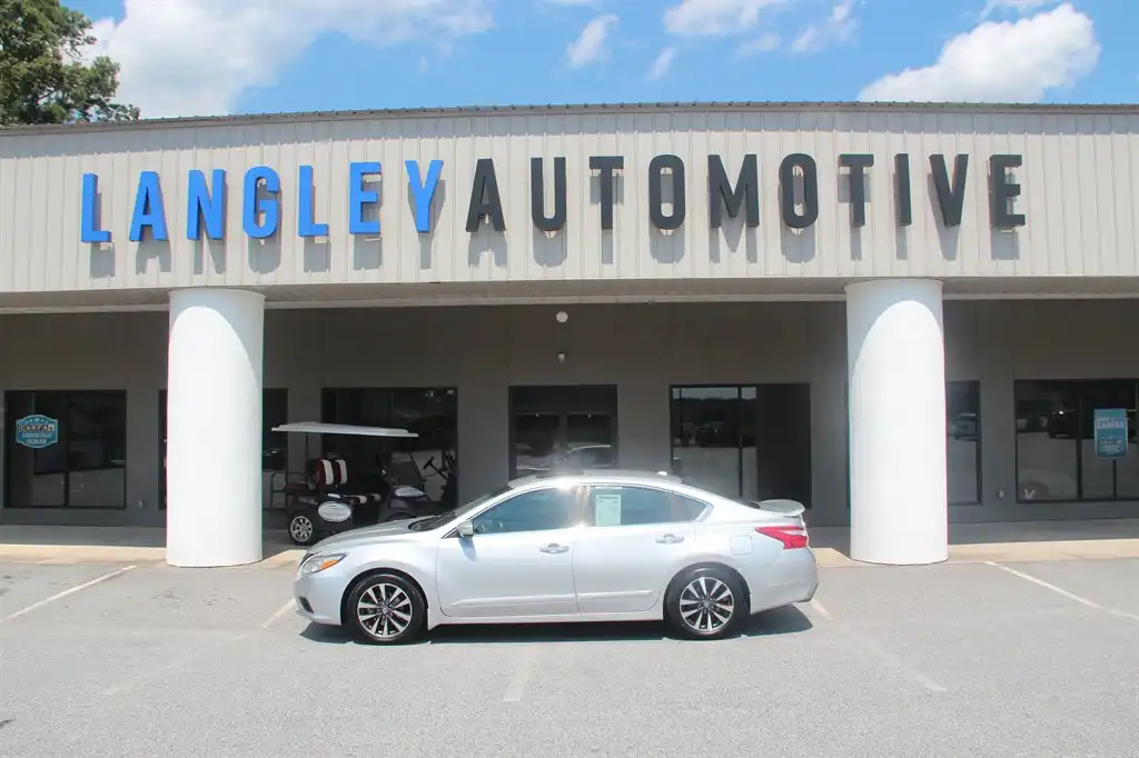 2017 Nissan Altima 2.5 SV's photo