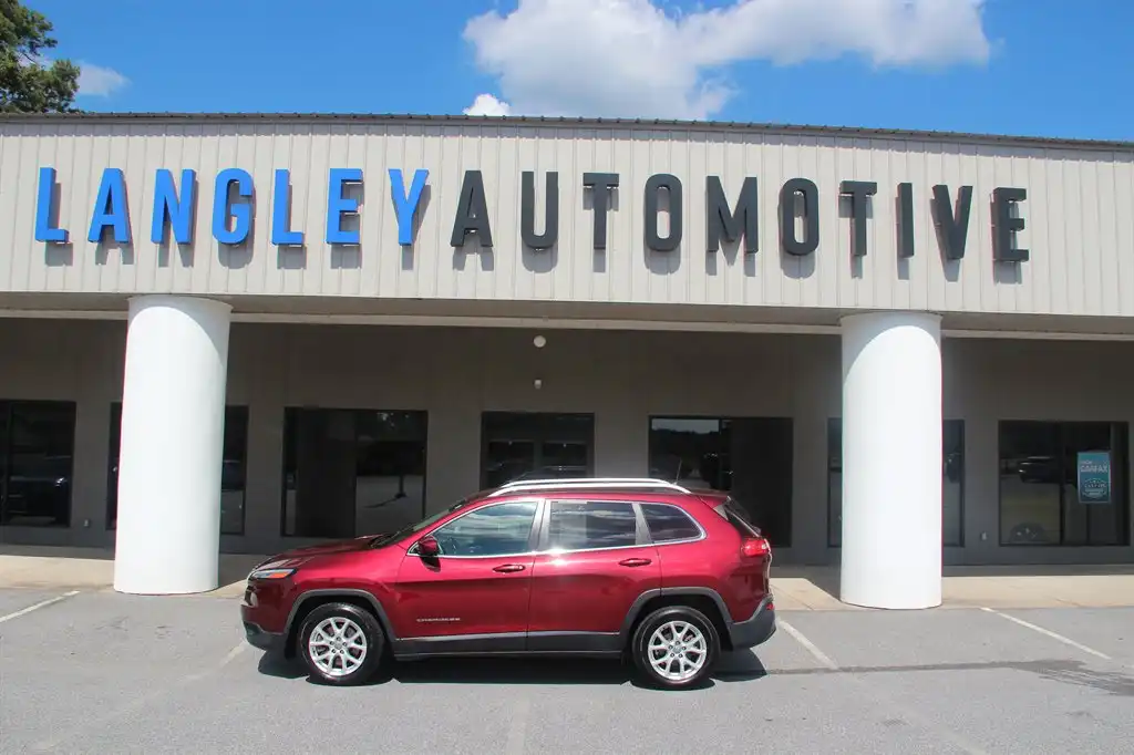 2018 Jeep Cherokee Latitude Plus's photo