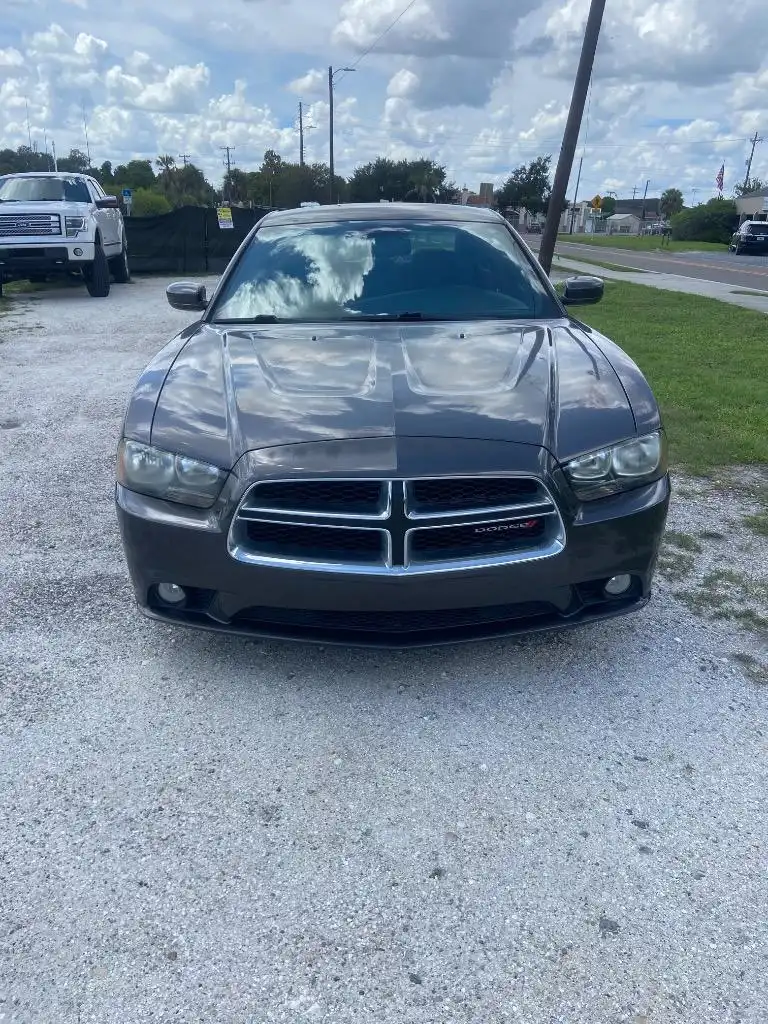 2014 Dodge Charger SXT's photo