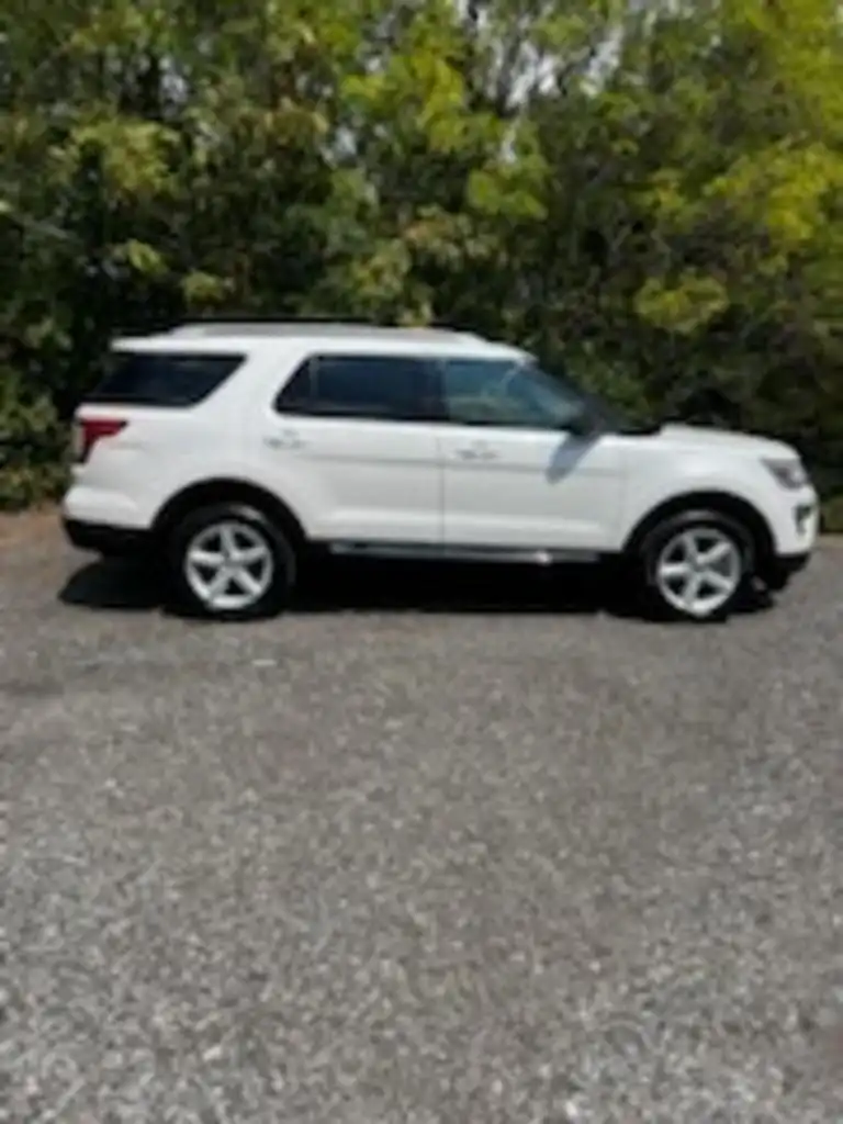 2018 Ford Explorer XLT FWD's photo