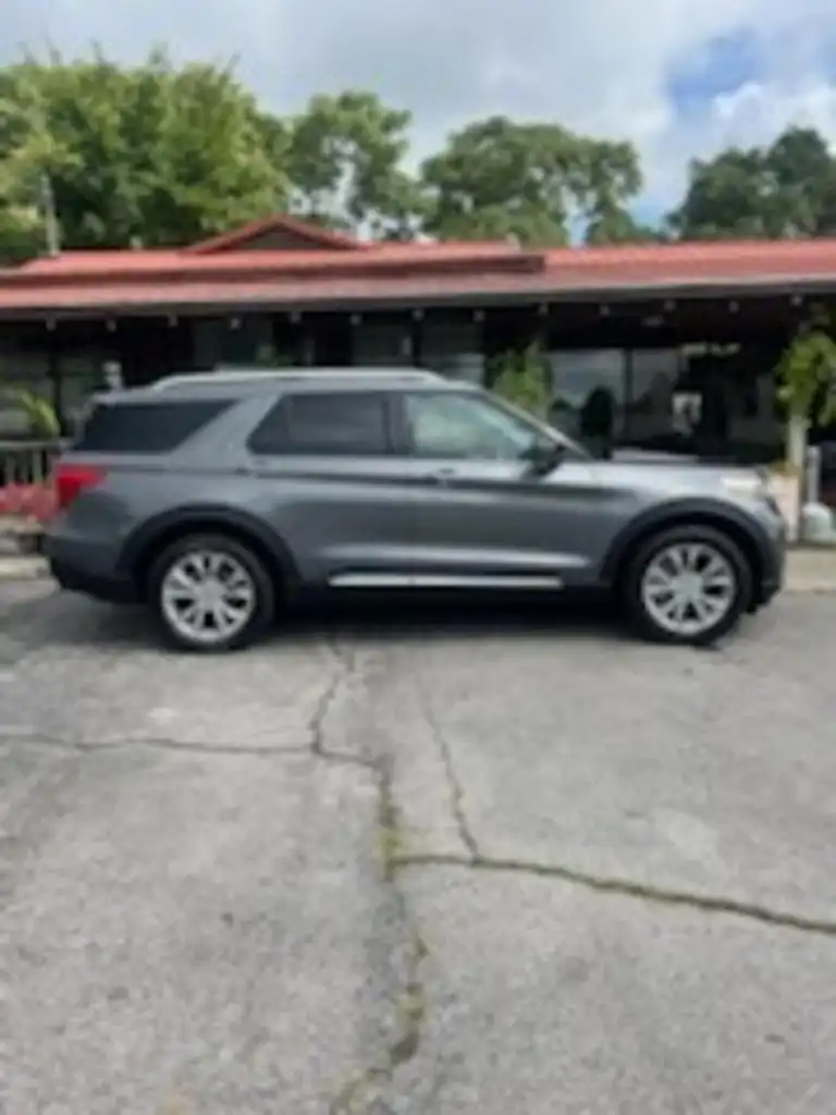 2023 Ford Explorer Limited High Package RWD's photo