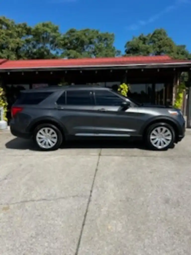 2020 Ford Explorer XLT 4WD's photo