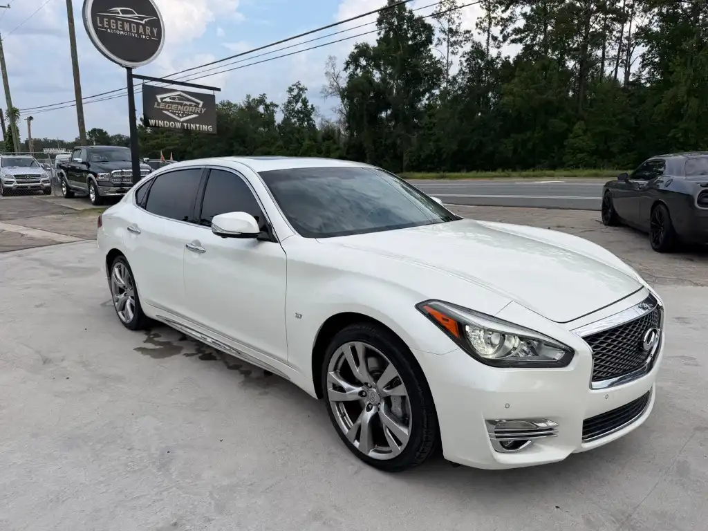 2018 INFINITI Q70L 3.7 LUXE's photo