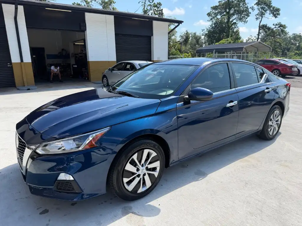 2021 Nissan Altima 2.5 S's photo