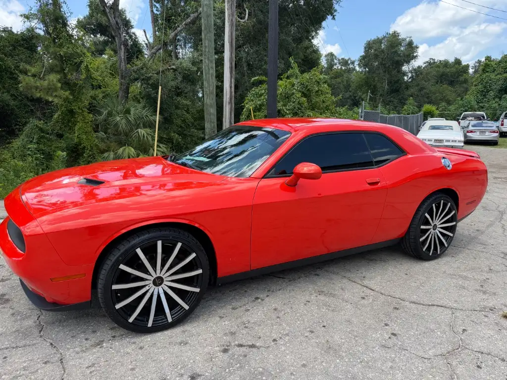 2018 Dodge Challenger SXT's photo