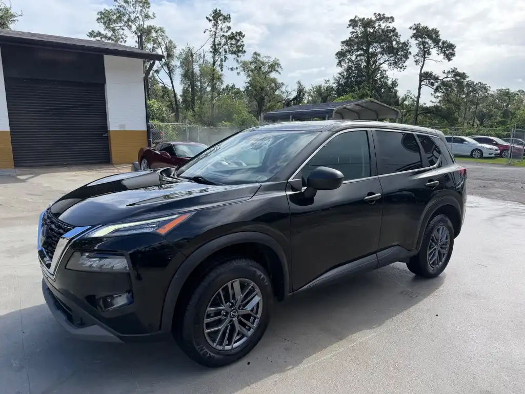 2023 Nissan Rogue S AWD's photo